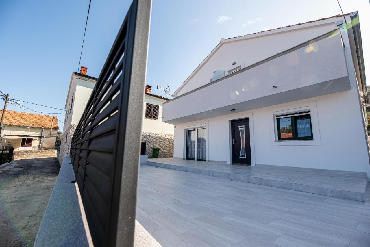 Il Dono Del Mare - Island Iz Apartment Veli Iz Exterior photo